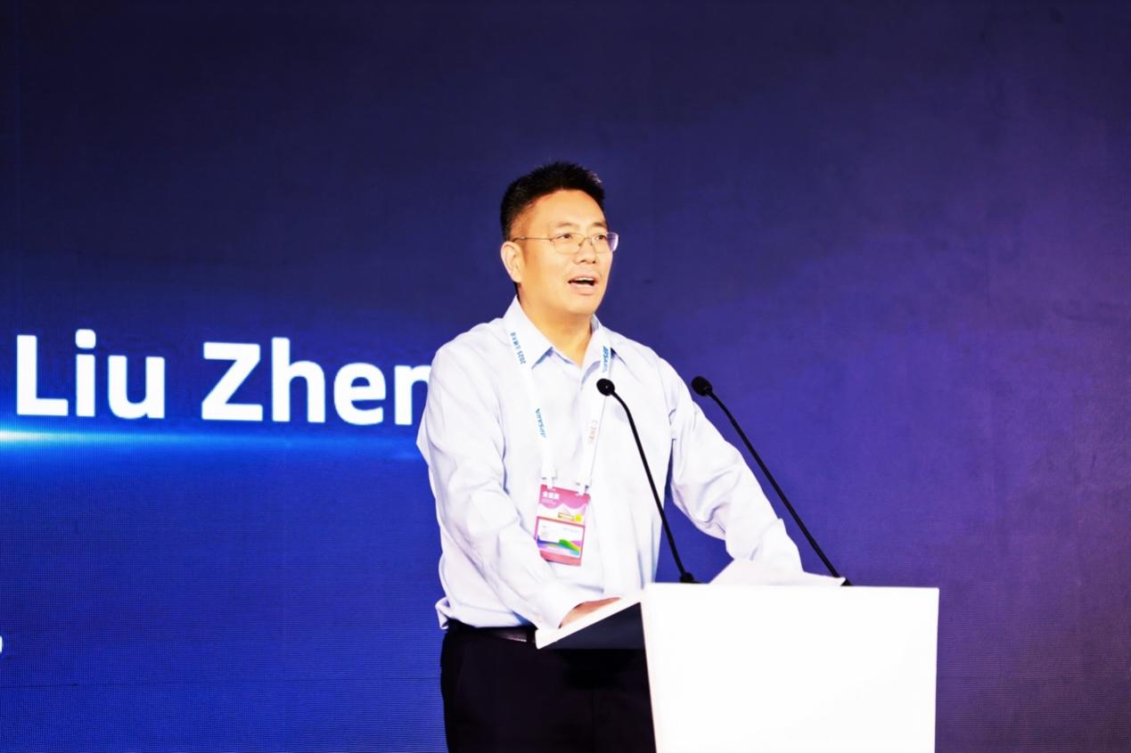 研讨会现场,刘振飞发言。受访者供图